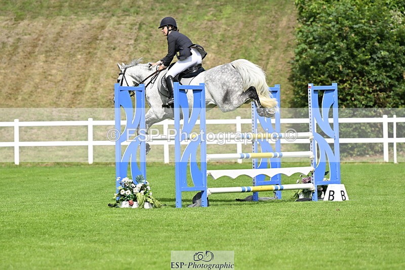 250613A-100114-00235 - Cls 1 Snr Newcomers and 1.10m Open