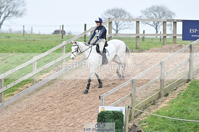 250118-134928-01323 - Cls 3A&B 90cm 13.20 to Coursewalk