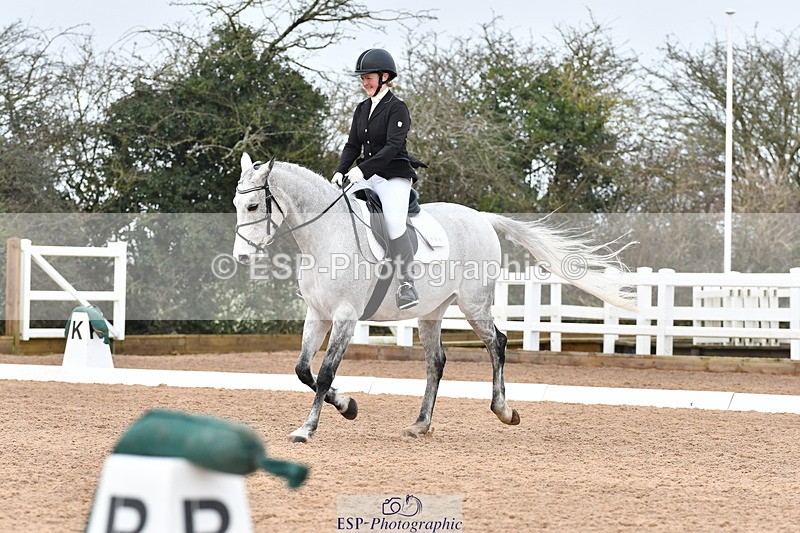 240121A-112656-00552 - Cls 5 Novice 37A