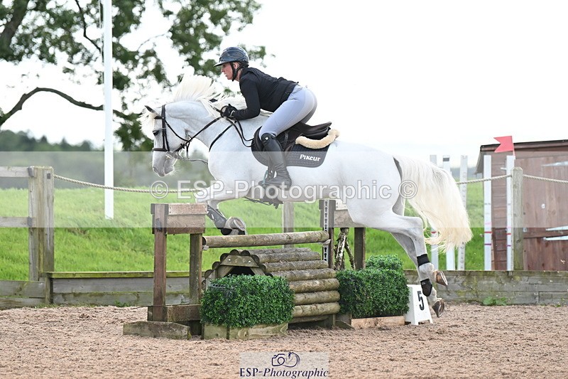 240912A-171250-02488 - Cls 7 Snr 90cm Open Speed Derby