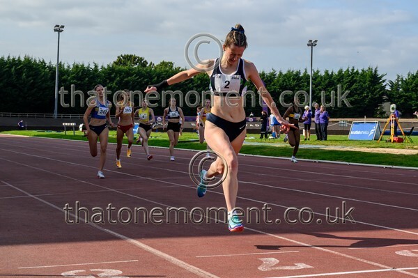Age26 SAT-815299 - Track Female Set Two
