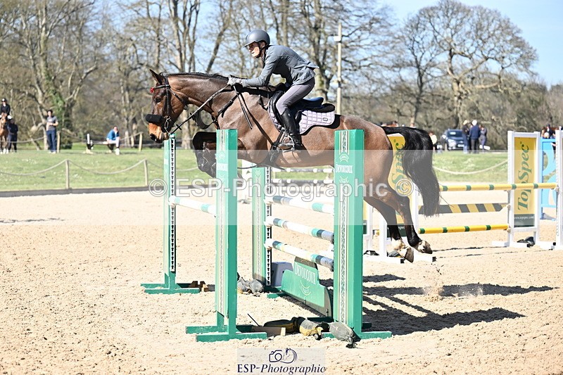 260321A-131652-00738 - 5 Newcomers 1m 10