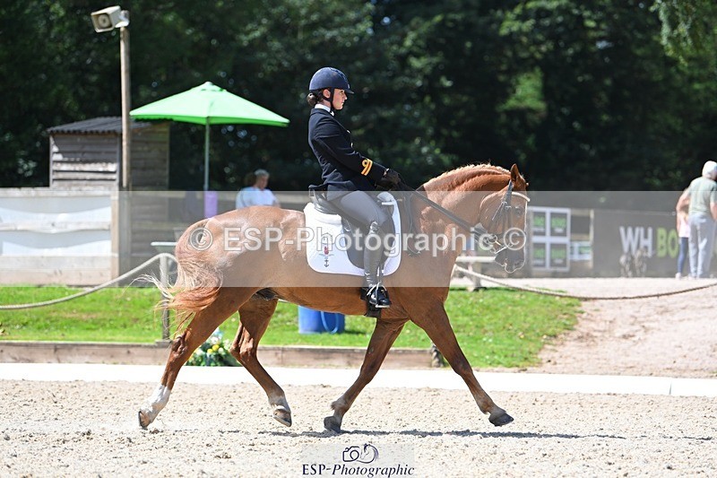 230811-123403-01324 - Cls 4 Adv Medium Silver