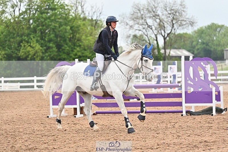 260508-092126-04421 - Cls 17 British Novice and 90cm Open