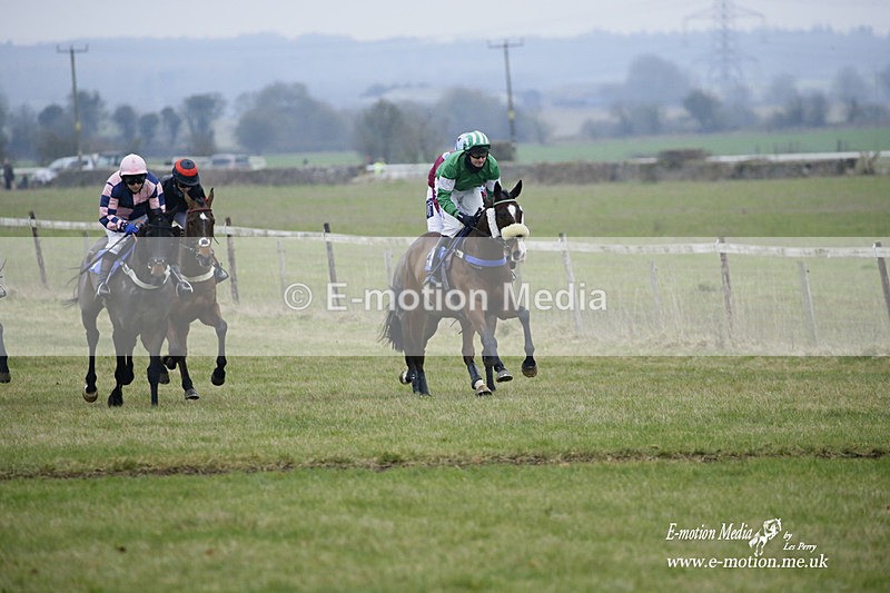 PtP 230122 214 - Cocklebarrow Races - Heythrop Hunt - 23/01/22