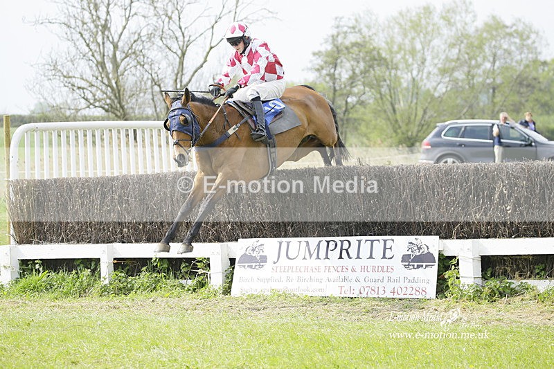 PtP 230422 305 - Berkeley Races - Woodford Glos 23/04/22