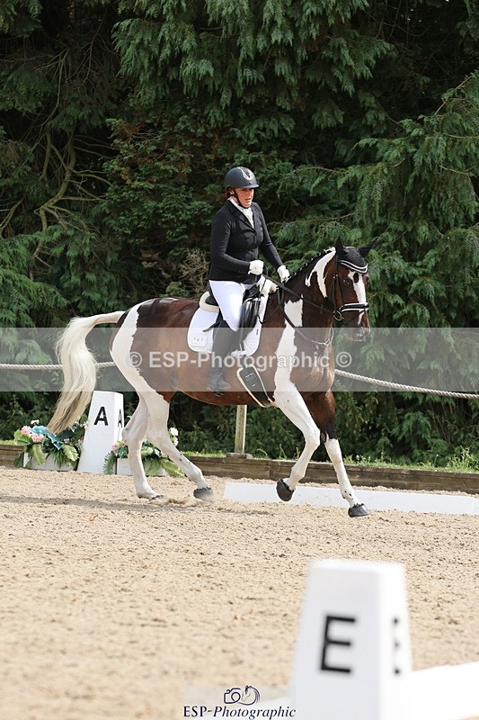 250718A-154148-02648 - 167-Leanne.Pike-Summerhill.orchard