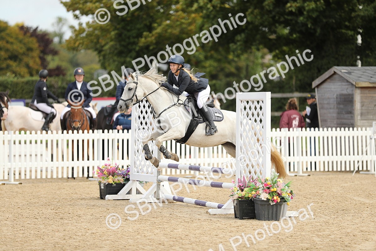 SBM_04582 - J28 - Senior Horse & Pony 60cm Championships