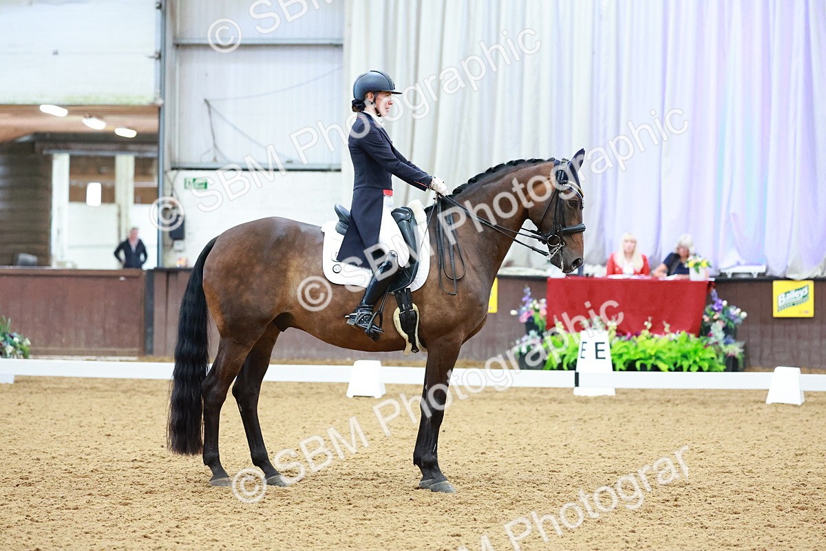 SBM_007937 - Class 9 - FEI INT II - 16.54.17.57