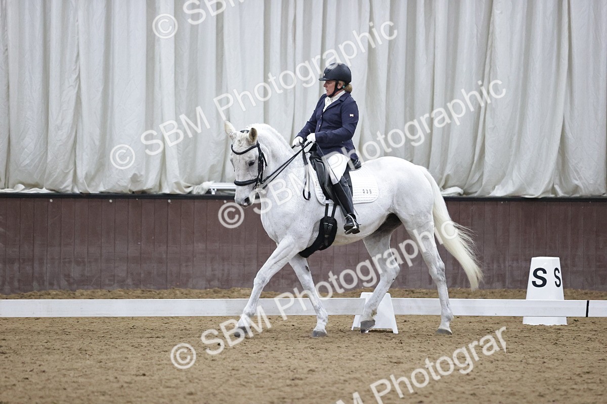 SBM_008921 - Class 16-17-19-21 - ADV 101-FEI PSG-FEI INT I-GP