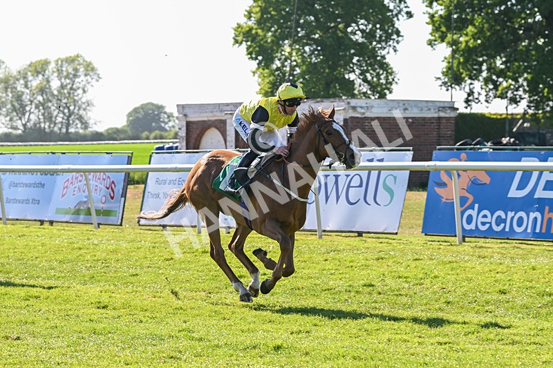 170525-Race 7-Capital Guarantee-8894 - Race 7