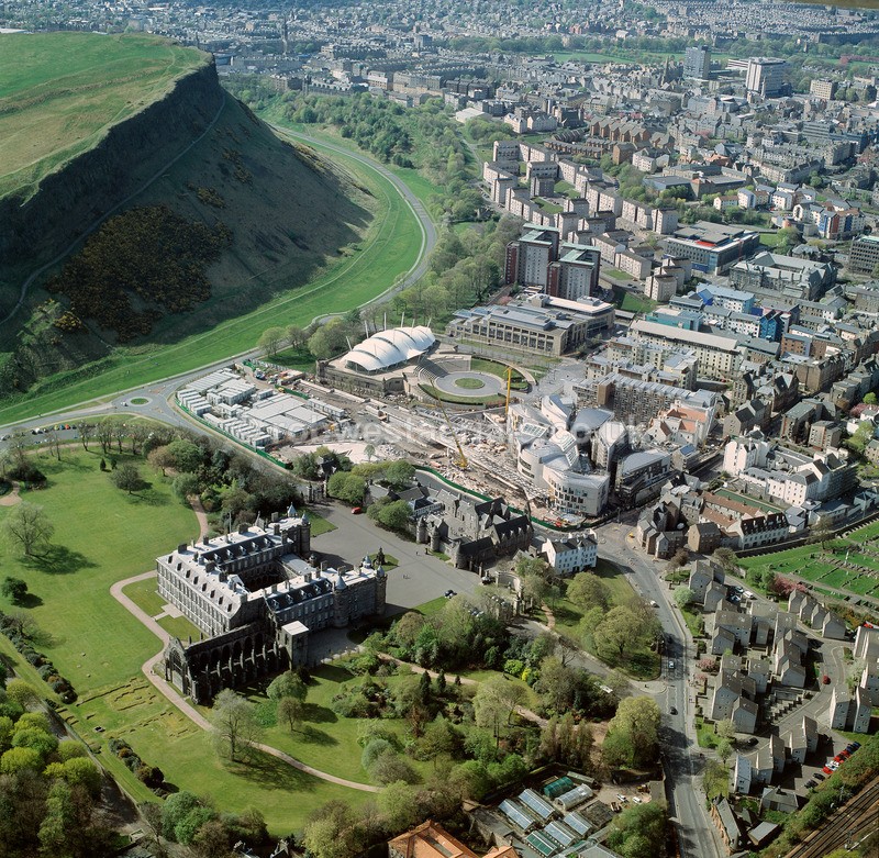 A00509D Construction of the Scottish Parliament building 2004 - Settlements, infrastructure and attractions