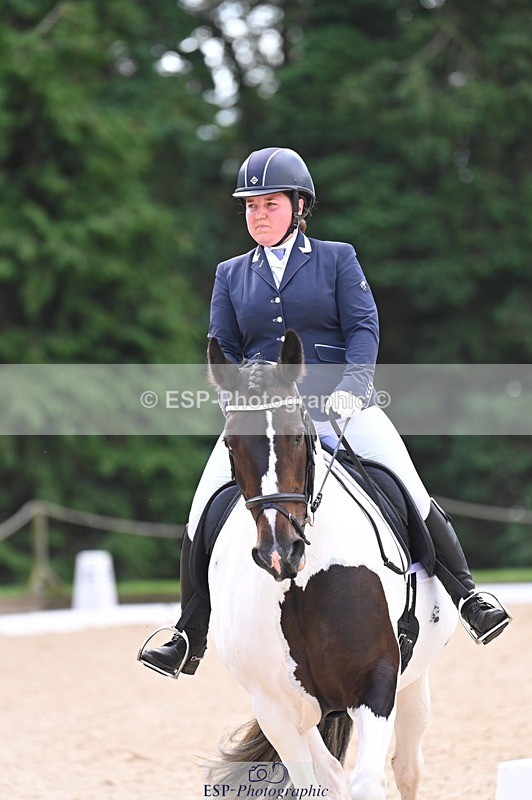 240809-115121-00609 - 228-Lauren.Picknett-Bonnie.V