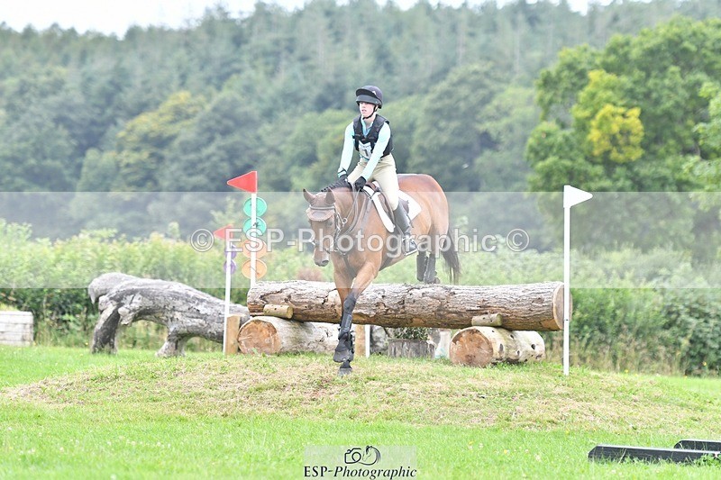 240803-125246-04327 - 119-Izzy_Baines-RIGHT_ON_QUE