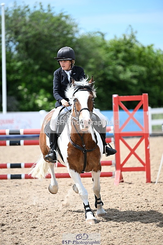 240608A-151307-01584 - Cls 11 Pony Newcomers and 1m Open