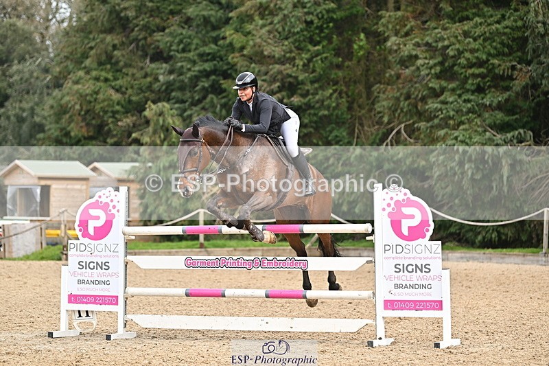 250321A-113815-00581 - Cls 3 Foxhunter and 1.20m Open