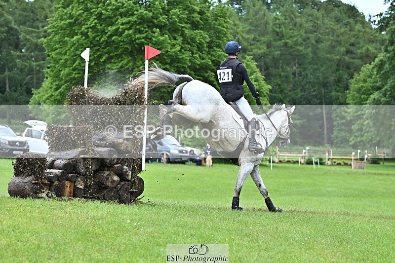 240526-132645-22871 - 421-ASK_FOR_MANCHIER-Tom_Jackson