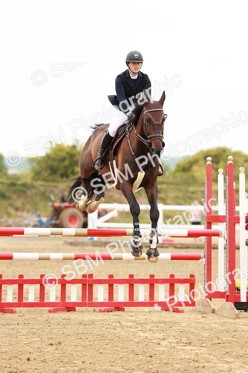 SBM_016599 - Class 20 - Senior Newcomers - 1.10m