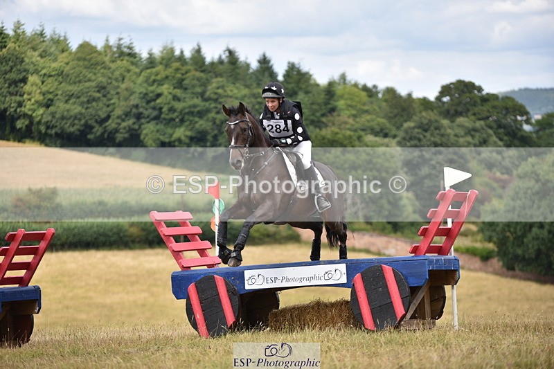 250802A-153956-07066 - F-284-Roxi.Foster-SKYES.ARCOS