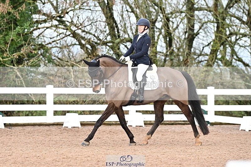 240218A-101720-05472 - 119-Shona.Mclauchlan-Diamond.Darco