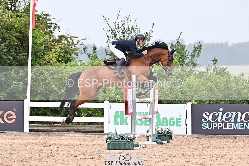 250718-104739-09204 - Cls 30, 1 Star 6yr old Tour