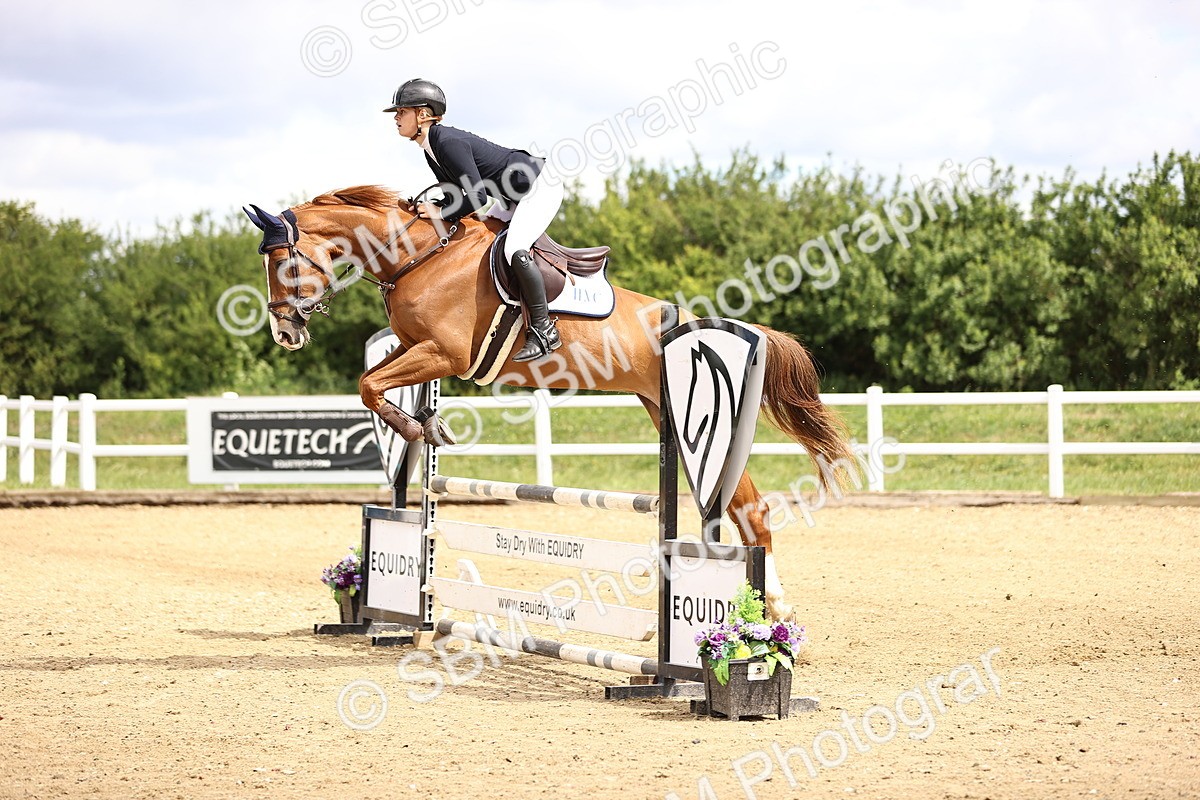 SBM_006270 - Class 16 - Senior British Novice - 90cm