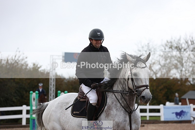 231112A-142757-04824 - Cls 21 Foxhunter & 1.20m Open