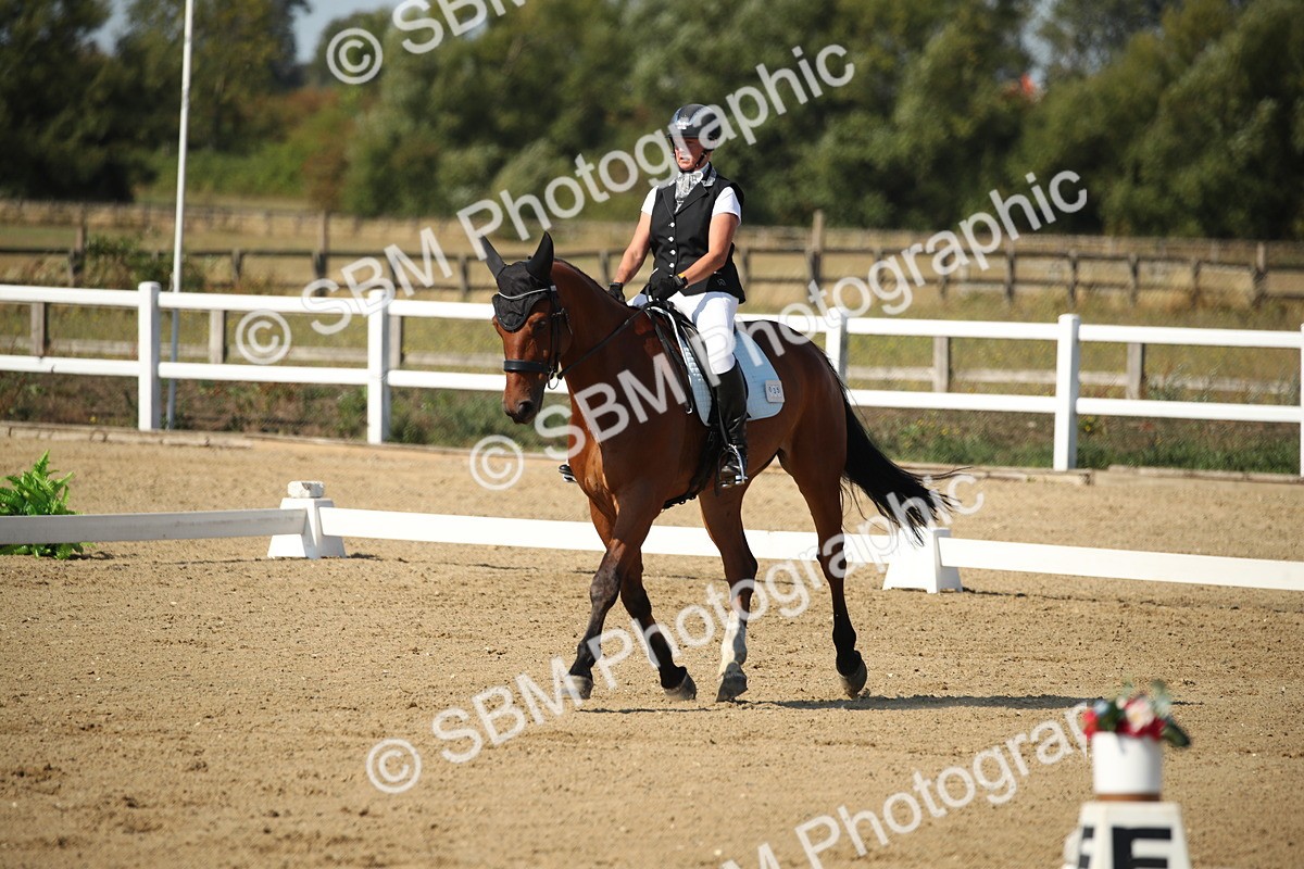 SBM_004156 - Class 11 - Novice 5 - 10.24-11.20
