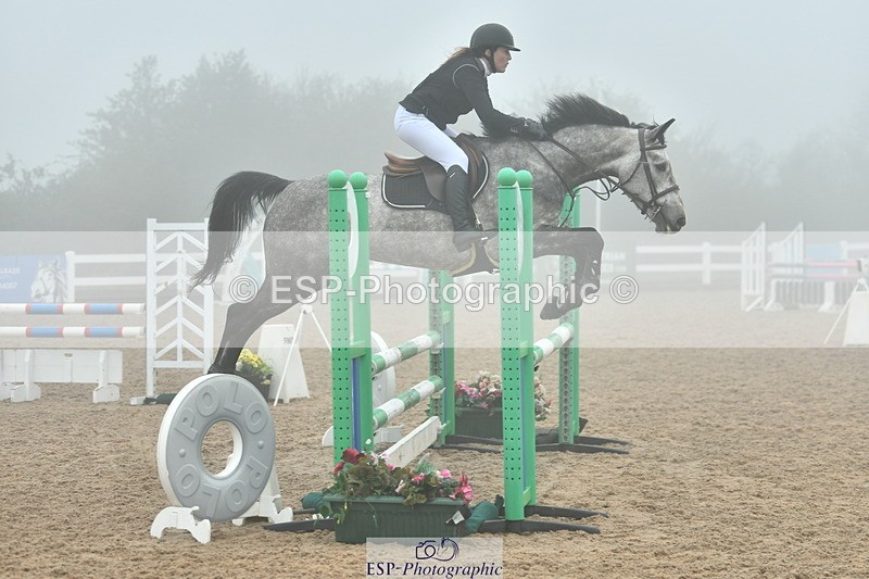 230505A-085920-02944 - Cls 13 British Novice