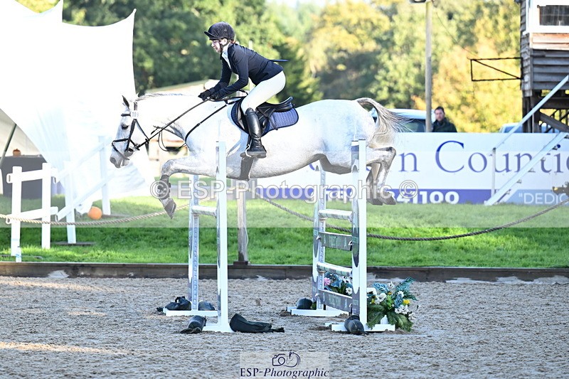 251024A-094602-06216 - B-109-Zoe.Davies