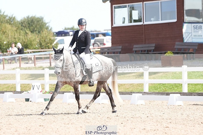 250817-115723-08953 - 059-Michelle.HardymanWalstead.Jack.Daniels