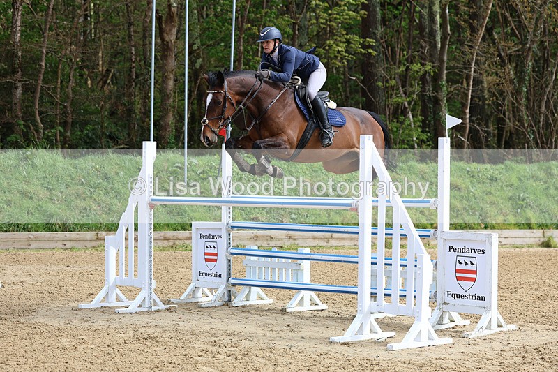 3E7A2395 - Class 9: Senior 1.30m open