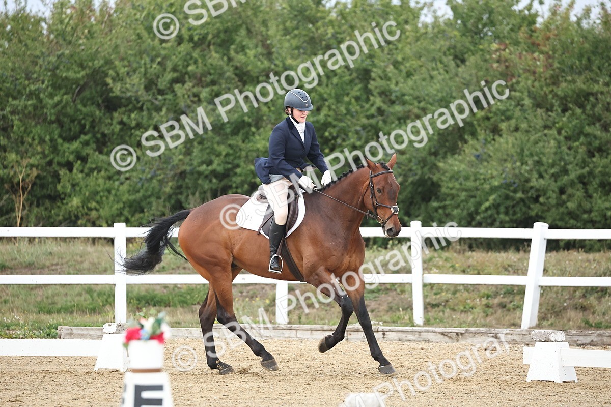 SBM_004276 - Class 8 - Novice 3 Champs