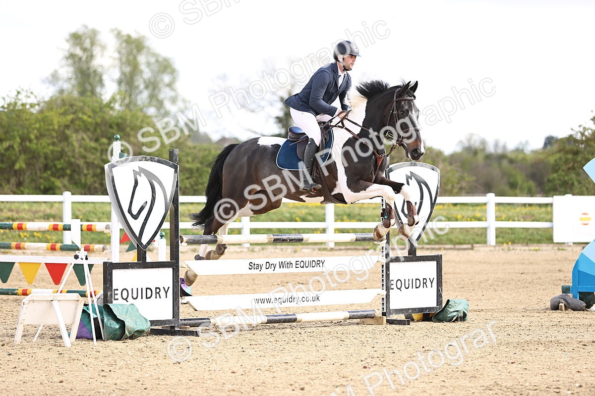 SBM_003347 - Class 16 - Senior Discovery - 1.00m