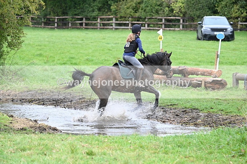 WJ7_1682 - Time at Photographer 13:13 to 13:26