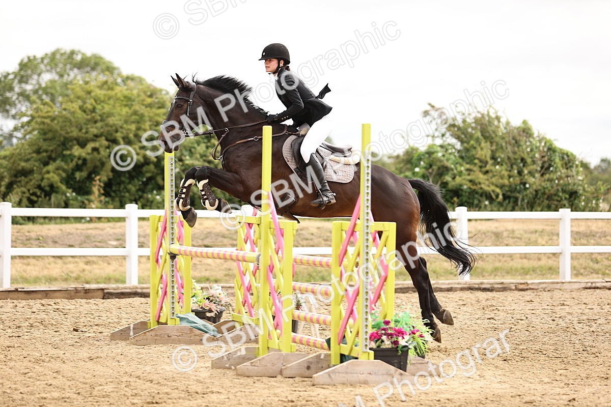SBM_012845_Class 13 - Senior British Novice - 90cm Open - Frida