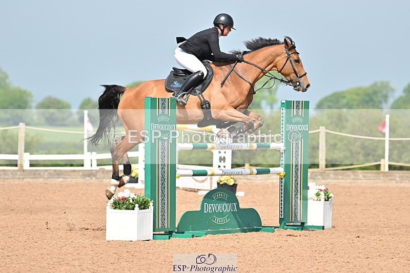 240512A-103418-17307 - Cls 48 National 1.30m Open