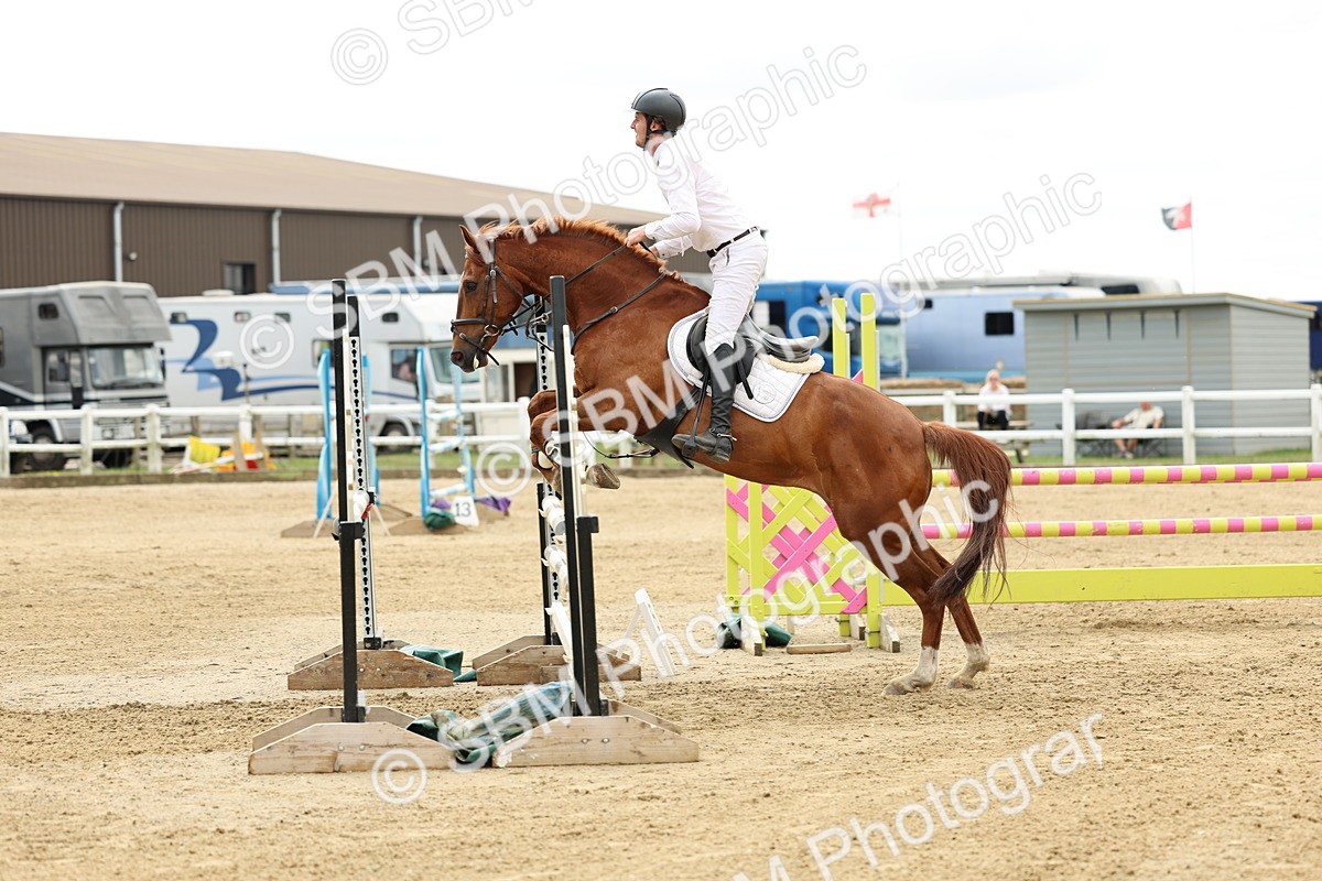 SBM_005320 - Class 17 - Senior Discovery - 1.00m