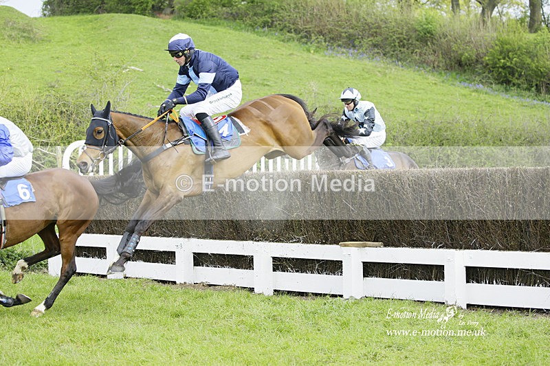 PtP 230422 335 - Berkeley Races - Woodford Glos 23/04/22