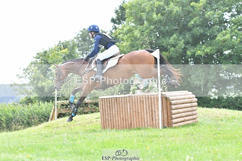 240803-140441-07080 - 212-Mae_Jackson-SWEET_RIOT