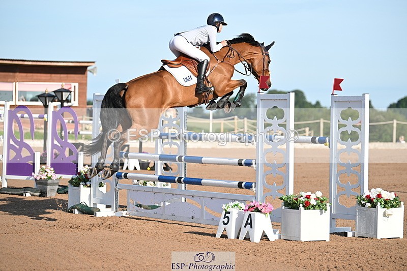 240719A-080940-09201 - Cls 18, 1 Star Gold Tour 1.35m