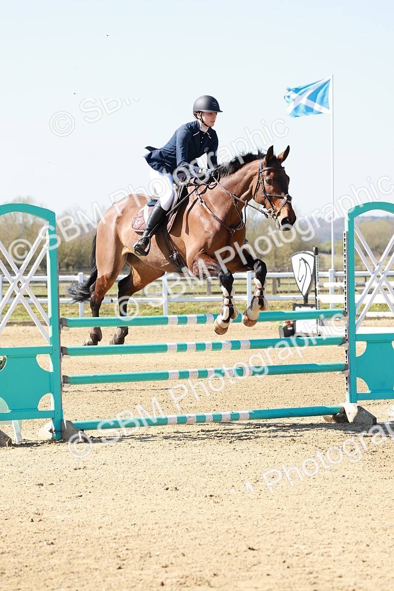 SBM_004464 - Class 17 - Senior Newcomers - 1.10m