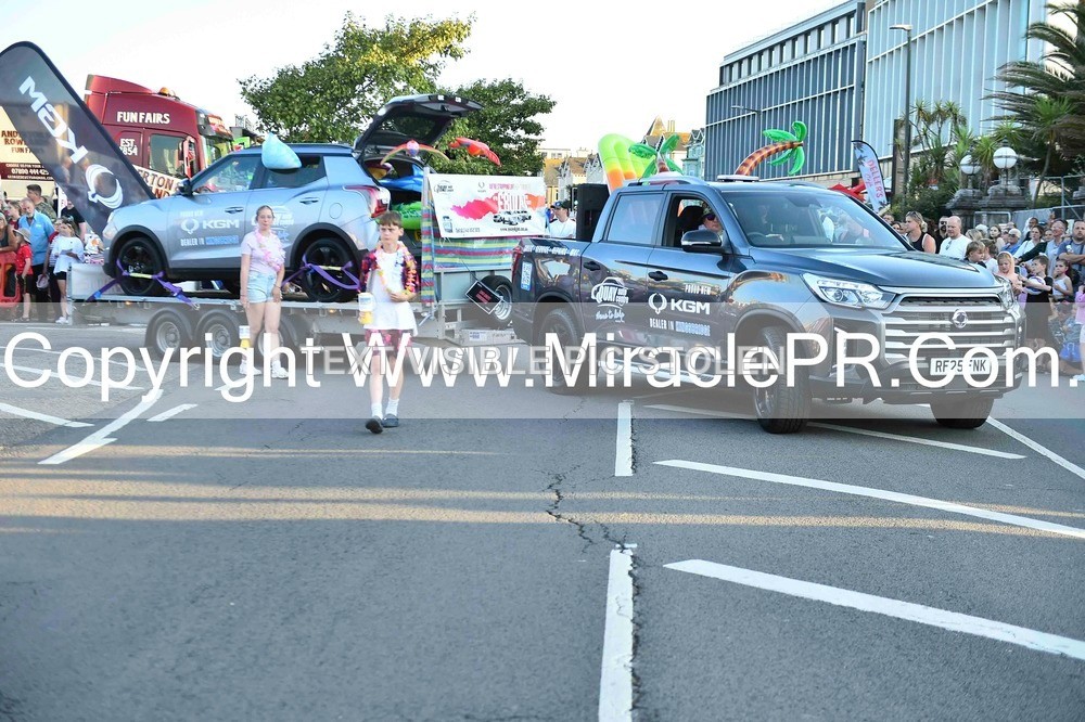 SH4_3916 - Carnival Procession.