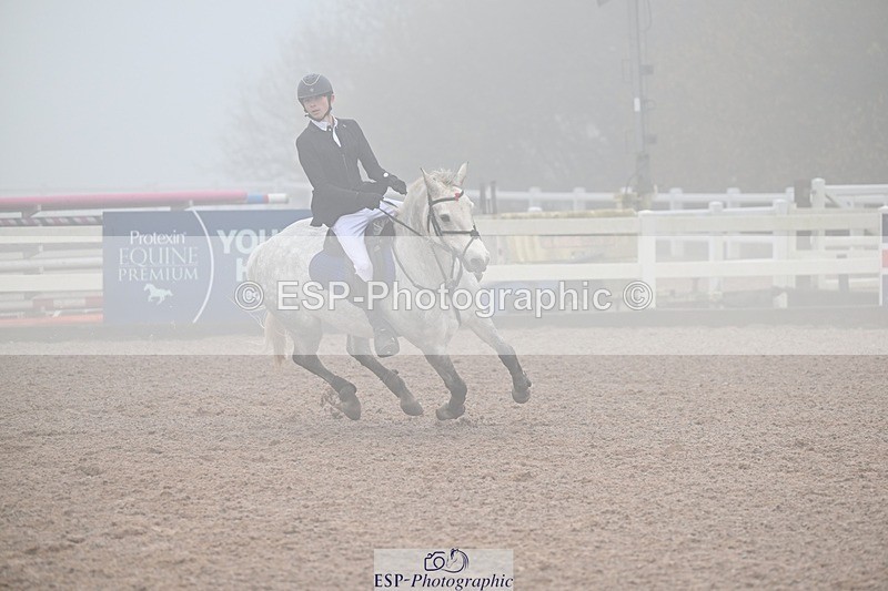251115-114417-00269 - Cls 9 Pony Newcomers and 1m Open