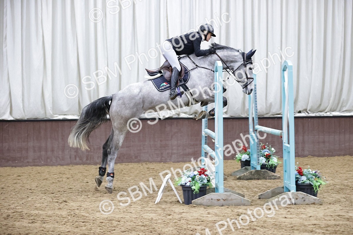 SBM_001391 - Class 4 - Senior Newcomers/ 1.10m Open