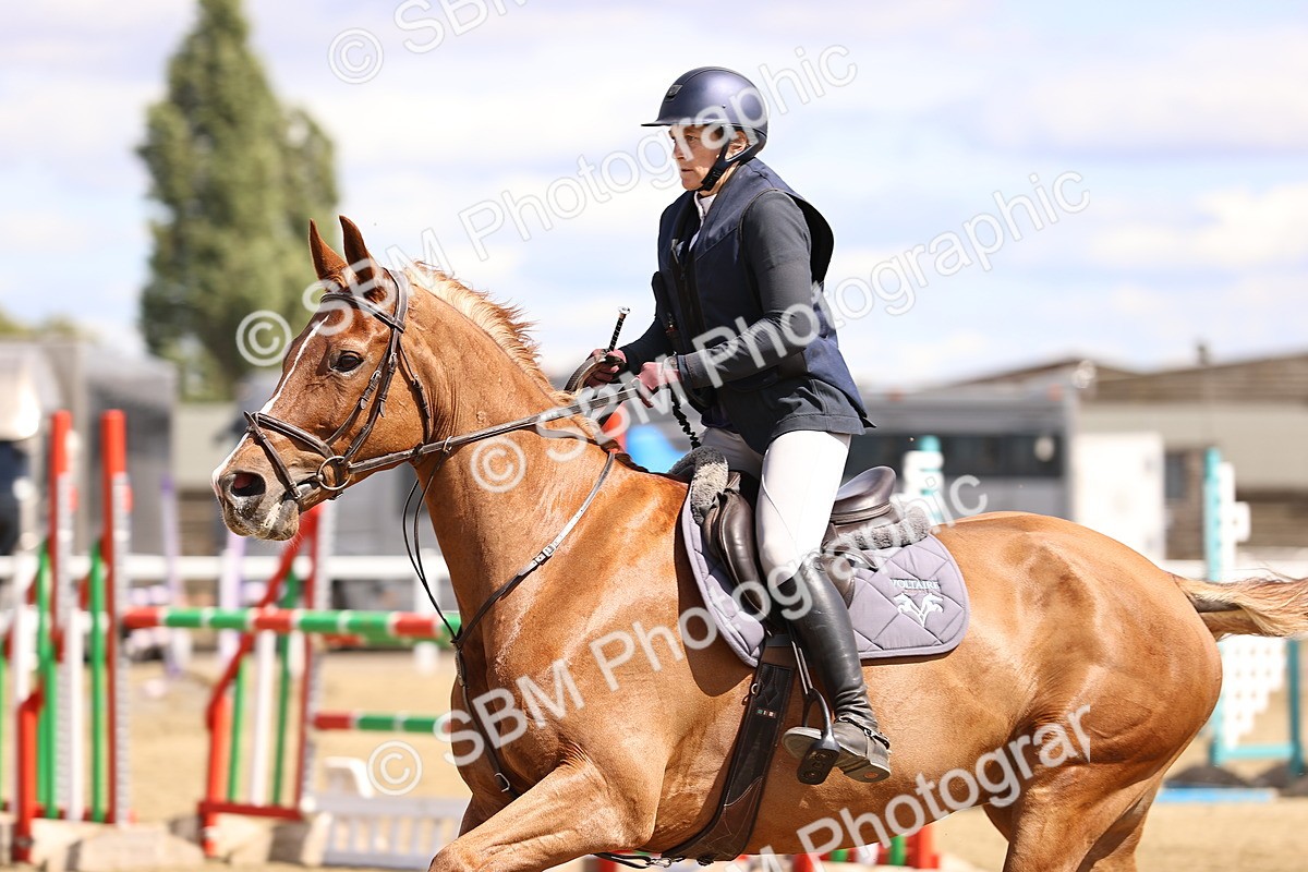 SBM_001335 - Class 6 - Senior Newcomers - 1.10m