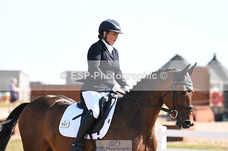 250816-104937-03456 - 047-Hannah.RogersWoodendfarm.Viva