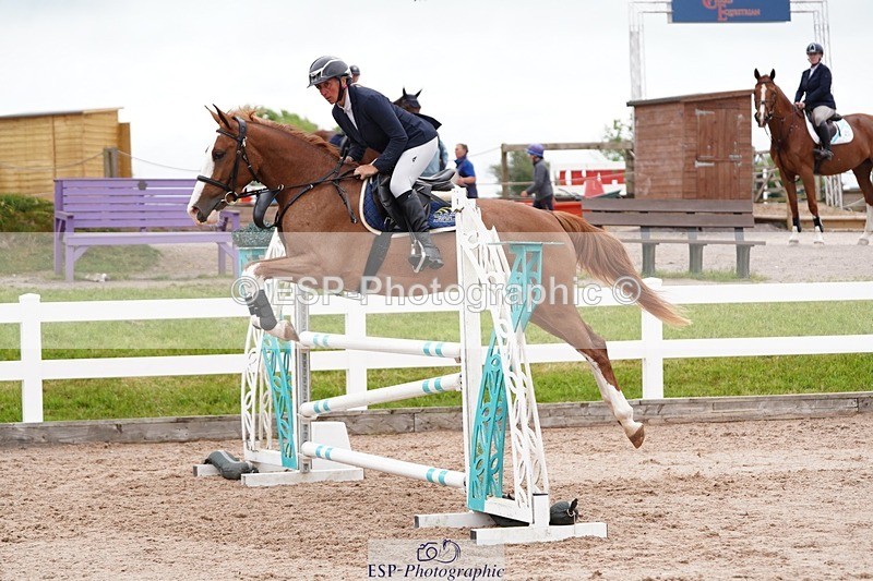 250524-112814-06402 - Cls 21 A&B Snr Disco & 1.00m Open