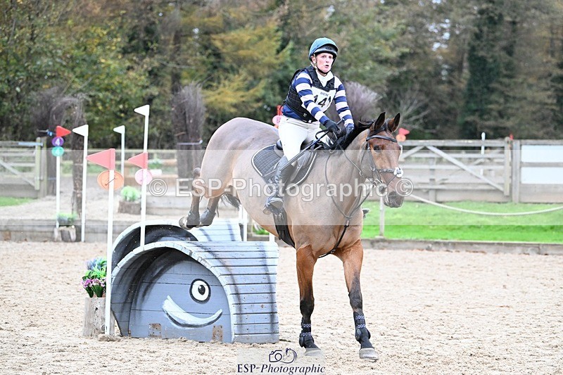 241116-135357-01751 - Cls 3 90-95cm