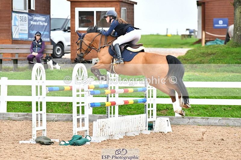 230819A-125244-00563 - Cls 26+28 Pony Foxhunter & 1.15m